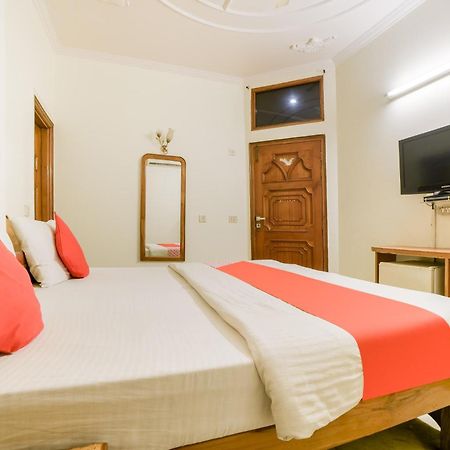 Super Hotel O Blue Sapphire Delhi Neu-Delhi Exterior foto