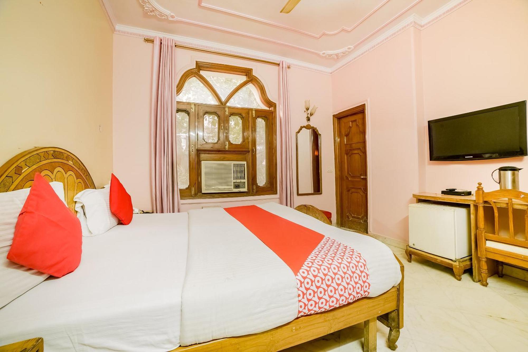 Super Hotel O Blue Sapphire Delhi Neu-Delhi Exterior foto