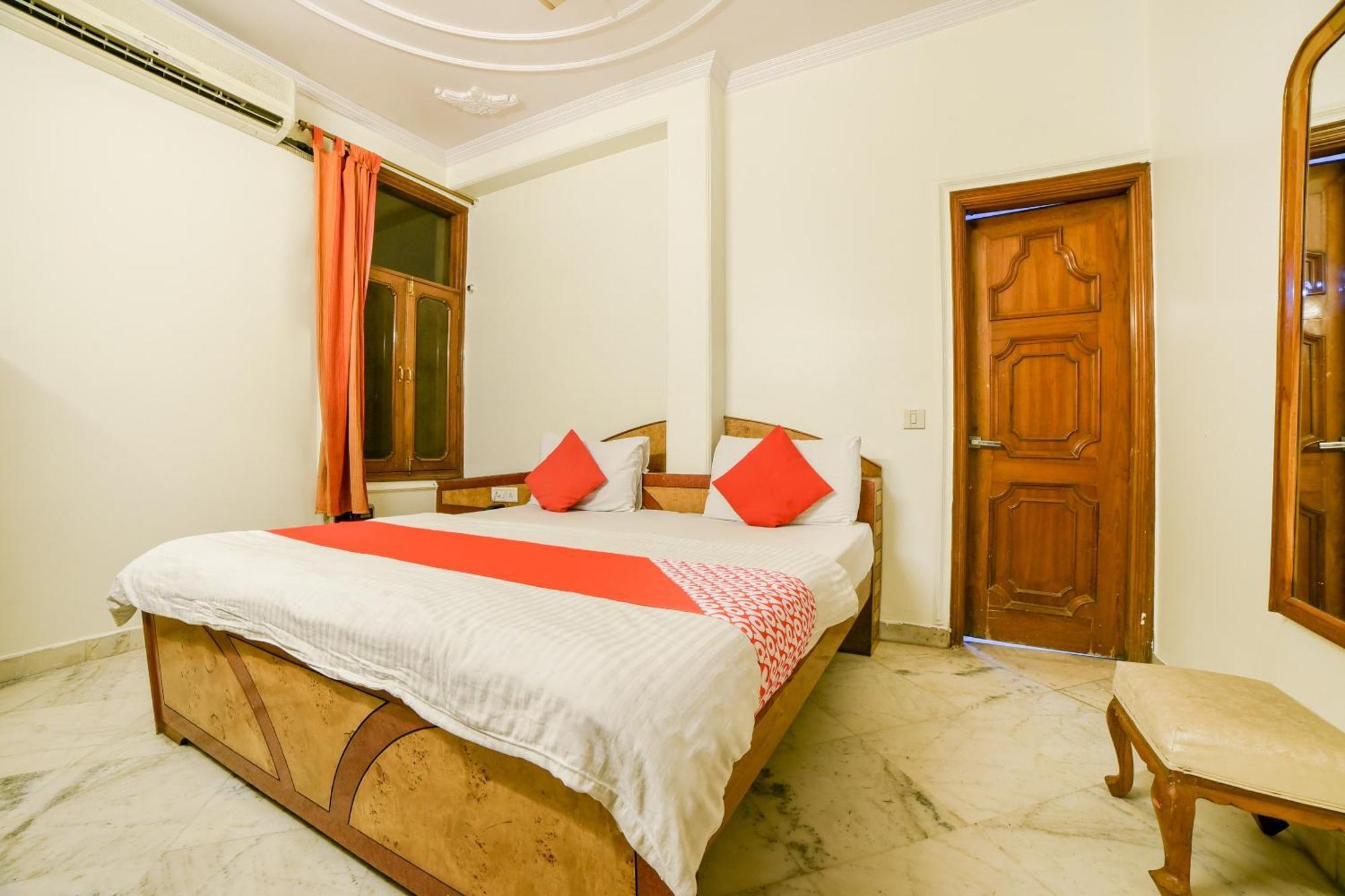 Super Hotel O Blue Sapphire Delhi Neu-Delhi Exterior foto